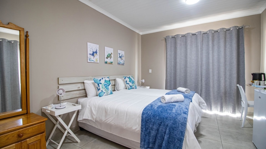 8 Bedroom Property for Sale in Port Owen Western Cape